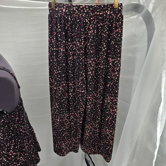 630-16 Torrid 2 Cami top & Capri pants Abstract Ditsy 2 pc SET Size 1 (16/18) - Picture 5 of 11